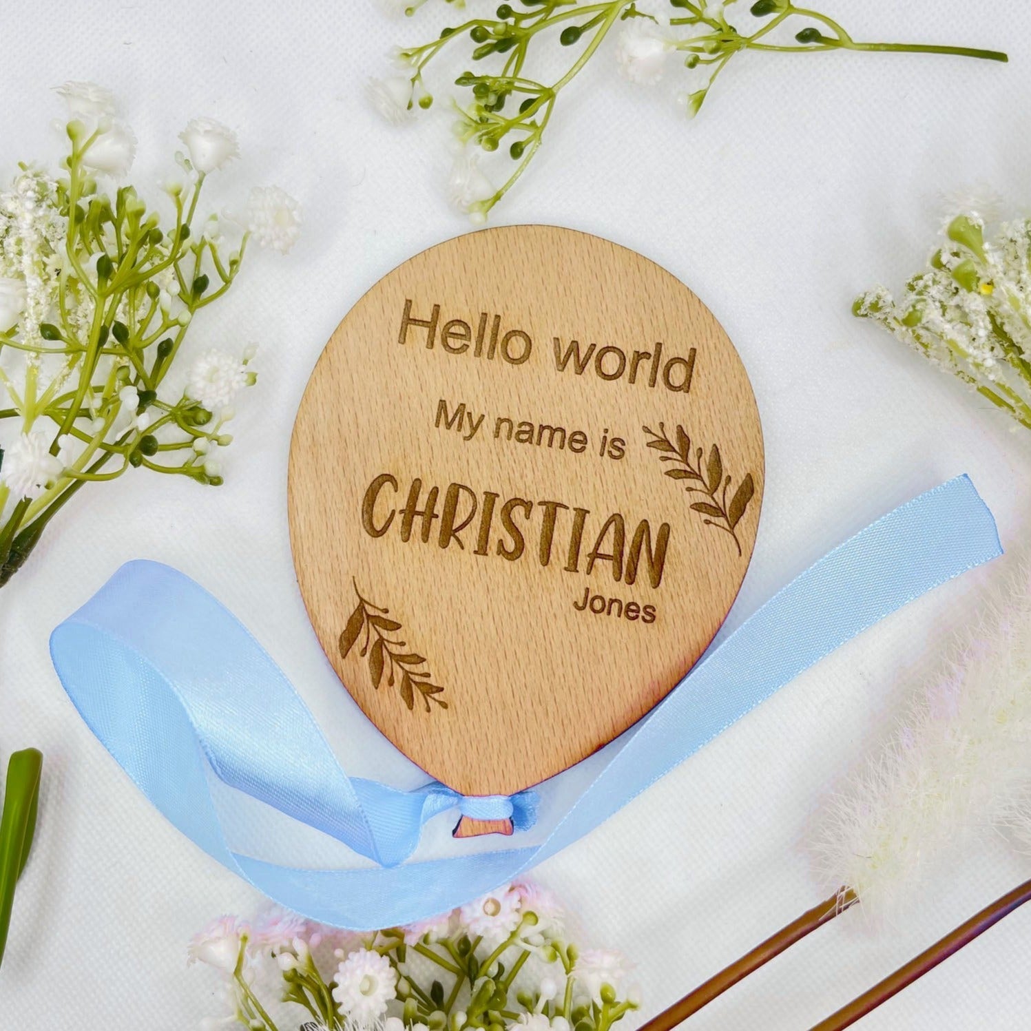 Adorable and thoughtful, Rowland Designs' collection of personalised baby gifts, perfect for celebrating new arrivals, baby showers, and special moments.