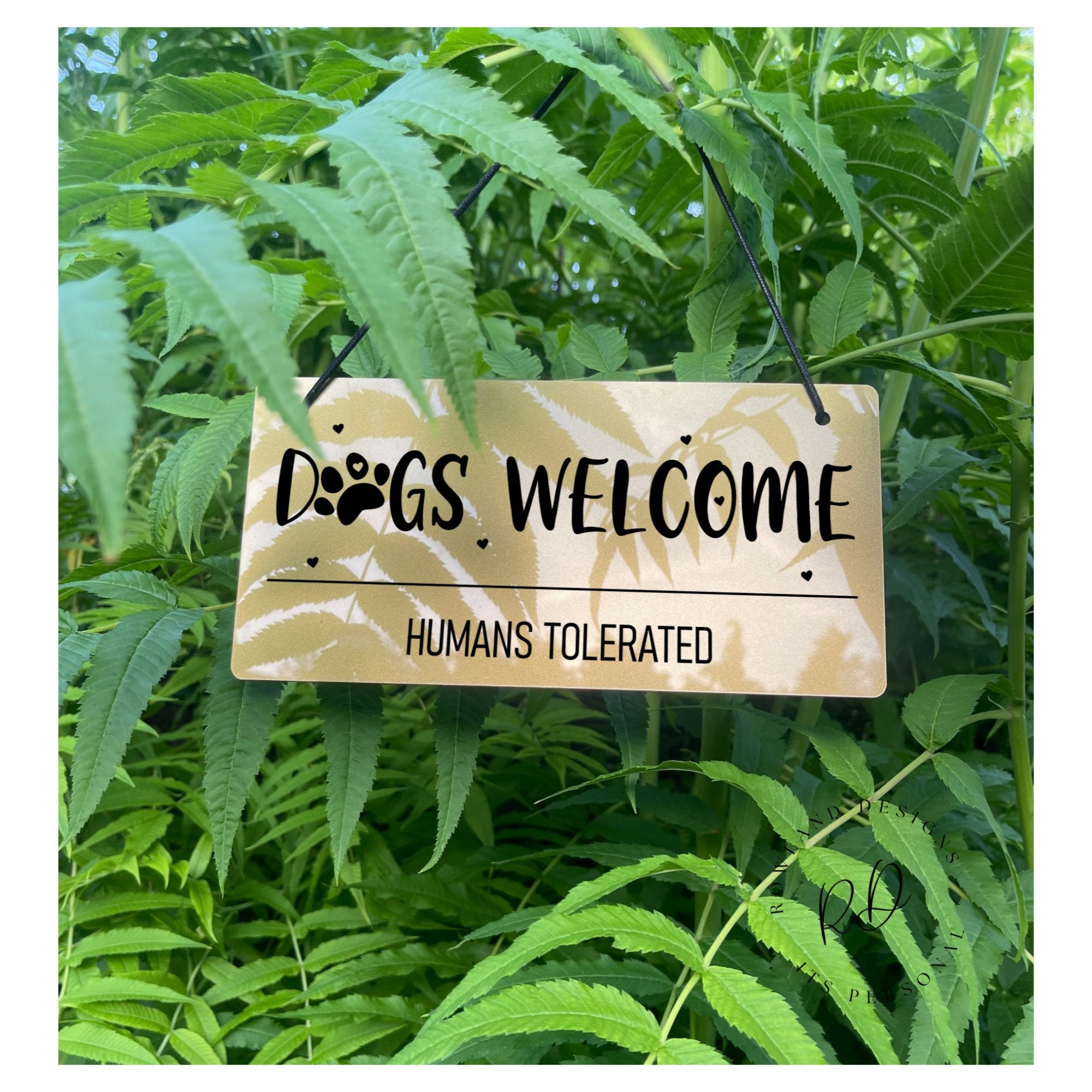 Personalised hanging signs, acrylic hanging sign and more, discover hanging signs in store, from funny dogs are welcome humans tolerated, or maybe personalised garden sign! Take a look inside. 