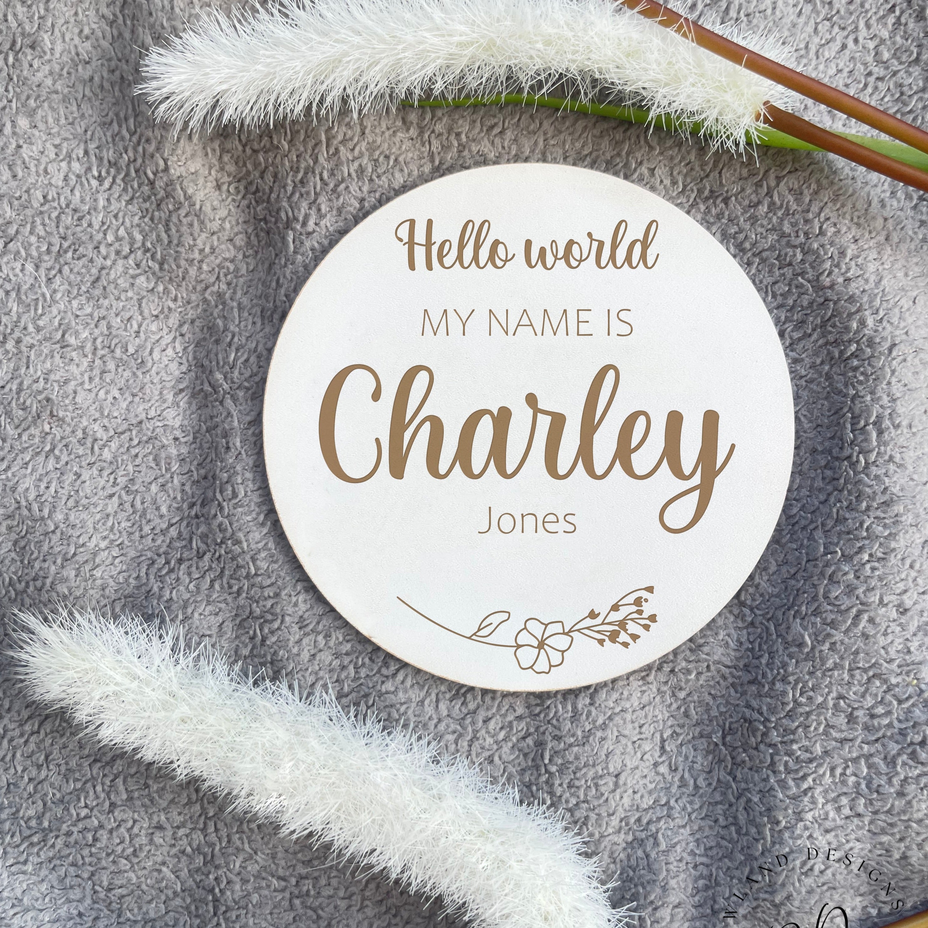 Cherish memories with our personalized Baby Announcement Plaque. In white 4mm MDF