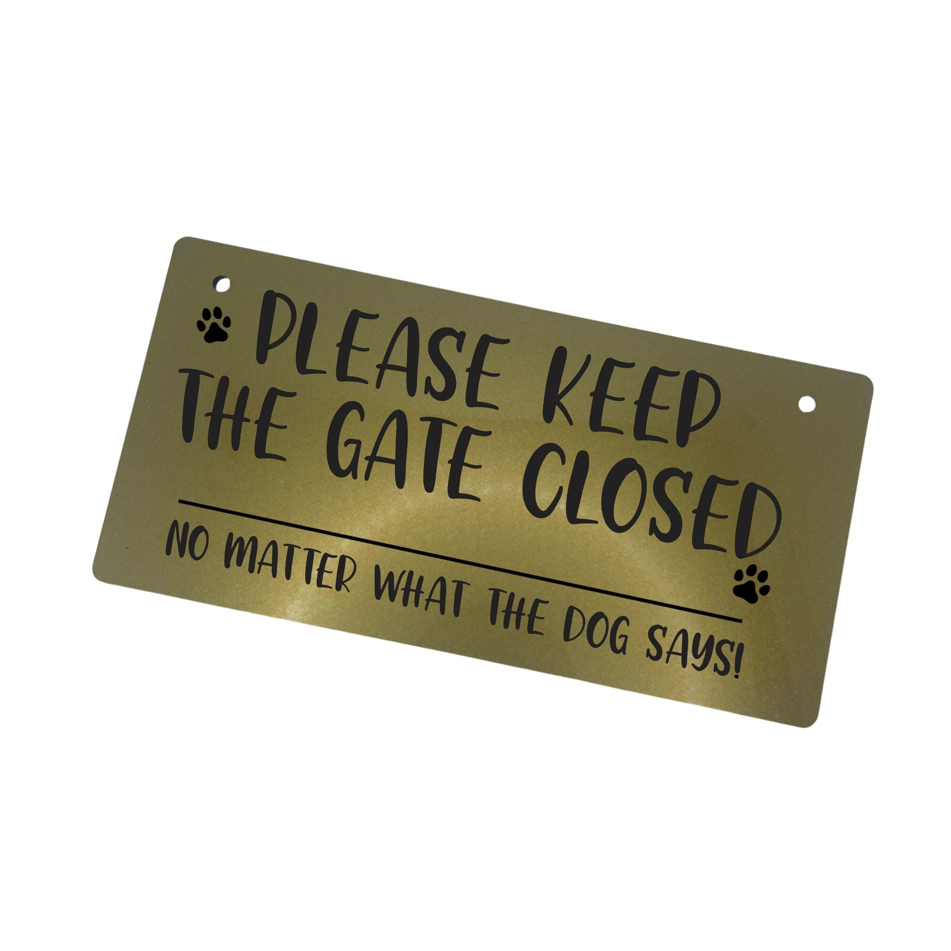 Alt Text: "Versatile 'Please Keep the Gate Closed' Sign for Home, Garden, or Pet Businesses" Description: The sign displayed in different settings, including homes, gardens, and pet businesses. It serves as a reminder to keep the gate closed and is suitable for a variety of environments.